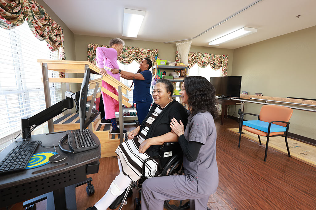 Occupational therapy supporting everyday independence after knee replacement